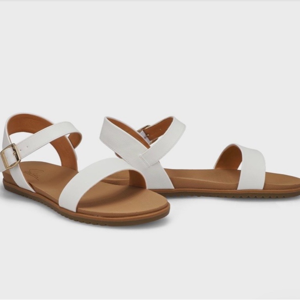 Maisie White Elegant White Sandals NWT